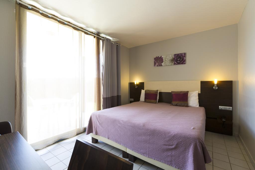 קורו Hotel Atlantis חדר תמונה
